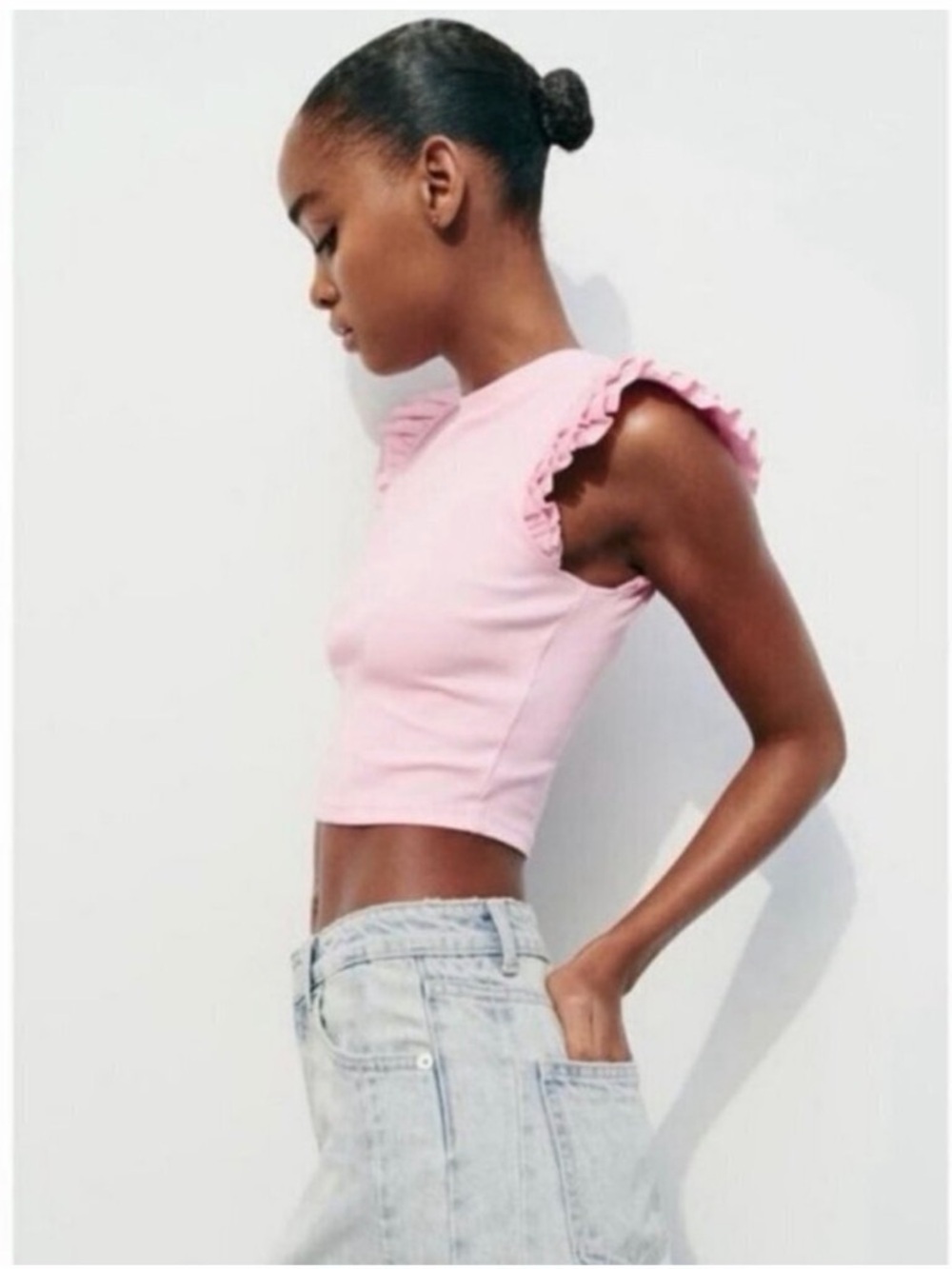 Zara Pink Ruffle-Sleeve Ribbed Crop Top - Picture 2 of 9